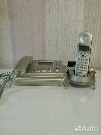 Телефон трубкой