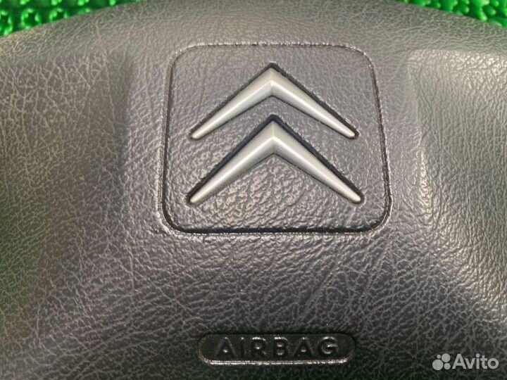 Подушка безопасности в рулевое колесо Citroen