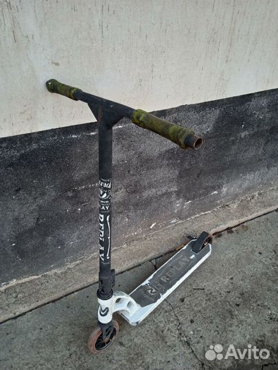 Трюковой самокат