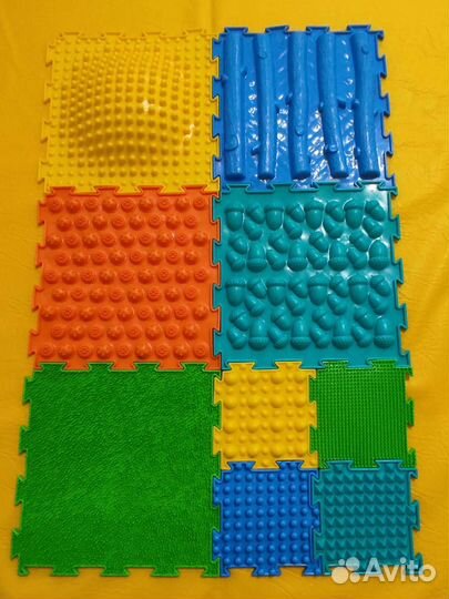 Развивающий массажный ортопедический коврик