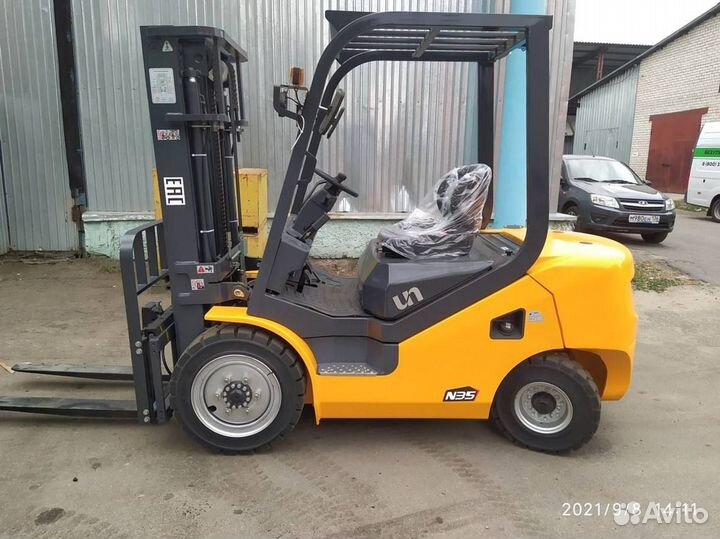 Вилочный погрузчик UN Forklifts FD35T, 2023