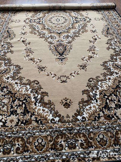 Ковер шерстяной