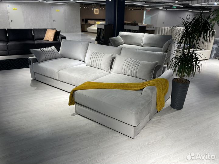 Диван угловой в наличии