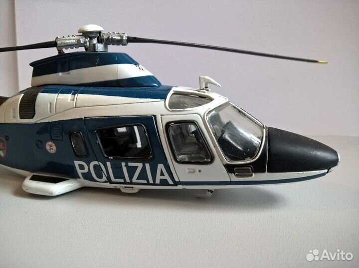 Модель вертолета Polizia,Ps 113 металл