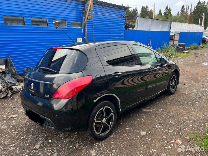 Разбор Peugeot 308