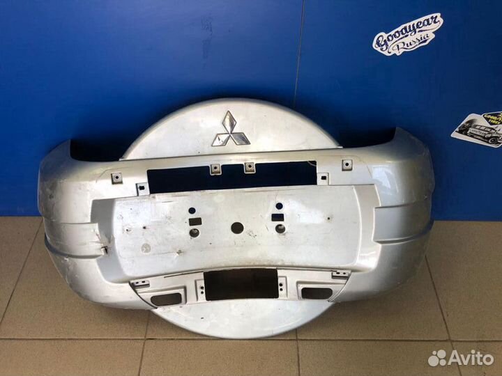 Колпак на запаску колеса mitsubshi pajero