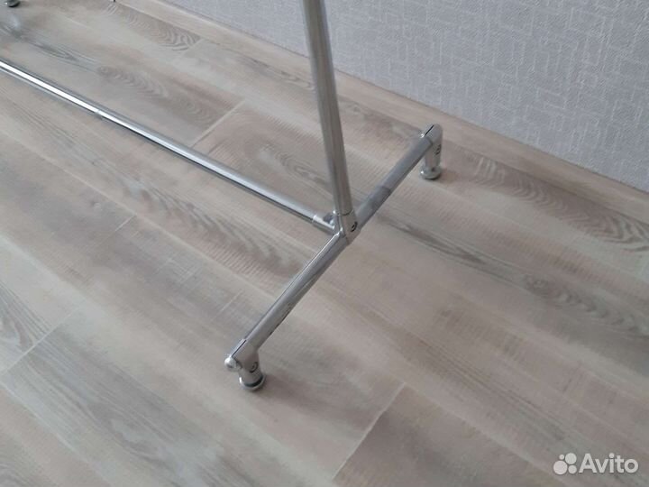 Вешалка напольная