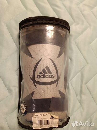 Щитки футбольные adidas