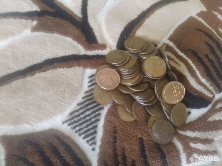 Продам монеты