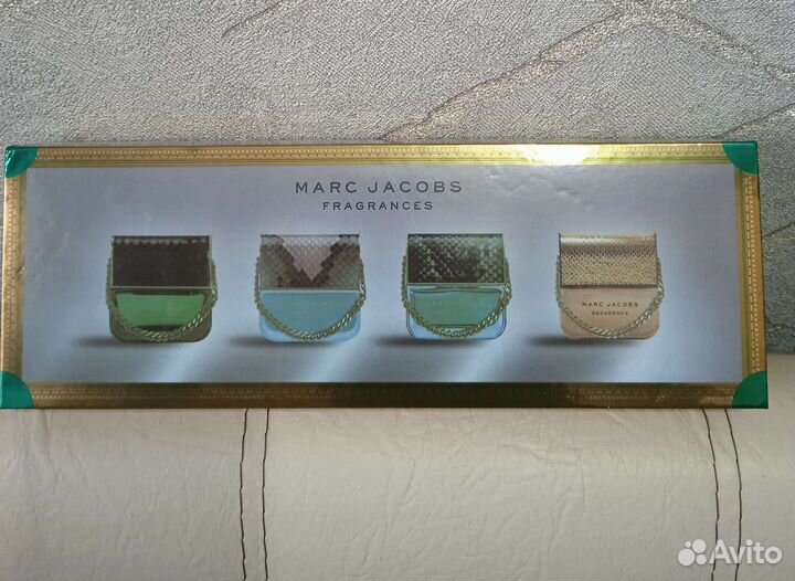 Парфюмерный набор Marc Jacobs