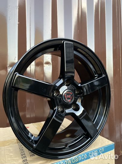 Диски 17 дюймов 5/114,3