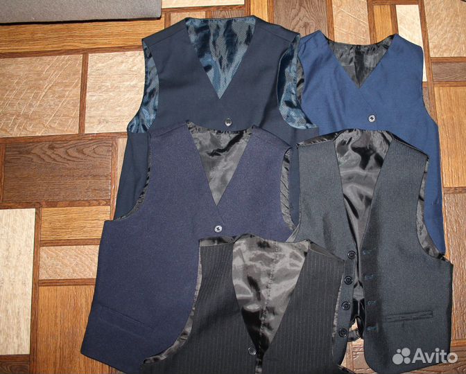 Рубашки школьные и жилетки