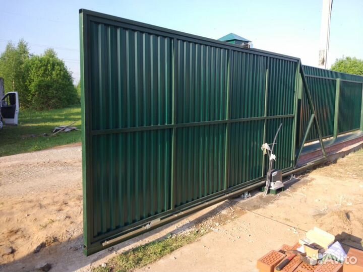 Заборы монолитные под ключ