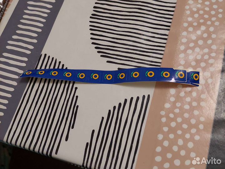 Наклейки лента