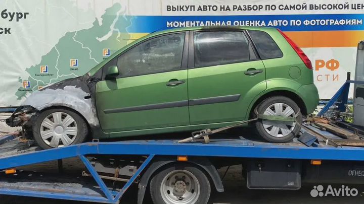 Фонарь задний левый Ford Fiesta (Mk VI) 1437626