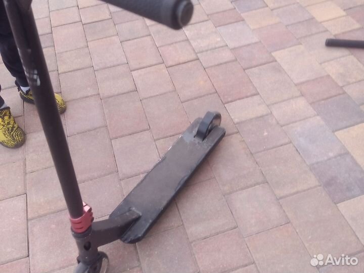 Трюковой самокат