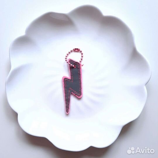 Брелок-катафота Молнии для квадов, одежды и обуви