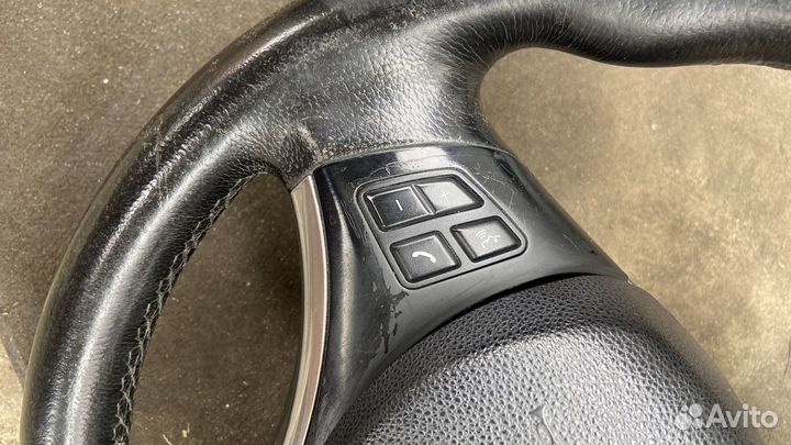 Руль в сборе BMW E87 E90 E92 X1 E84