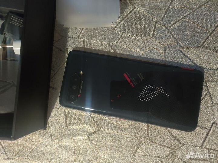 Asus ROG Phone 5s, 12/128 ГБ