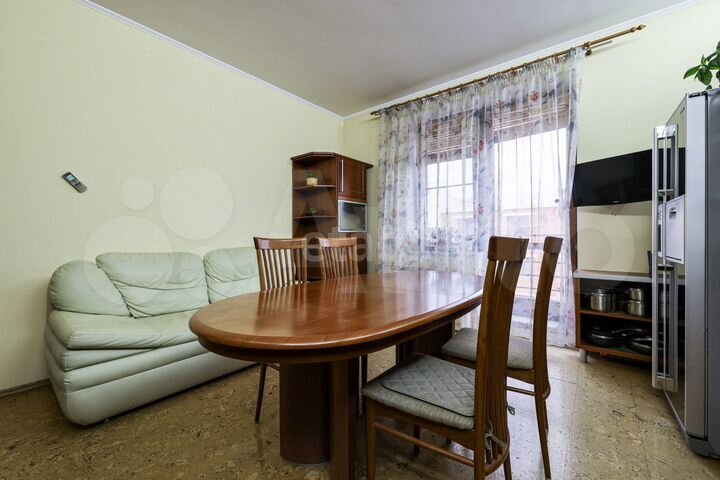 4-к. квартира, 148,5 м², 7/8 эт.