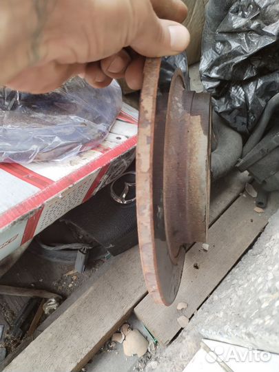 Задние тормозные диски