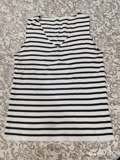 Пакетом вещи на девушку s /42р