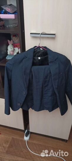 Школьный костюм