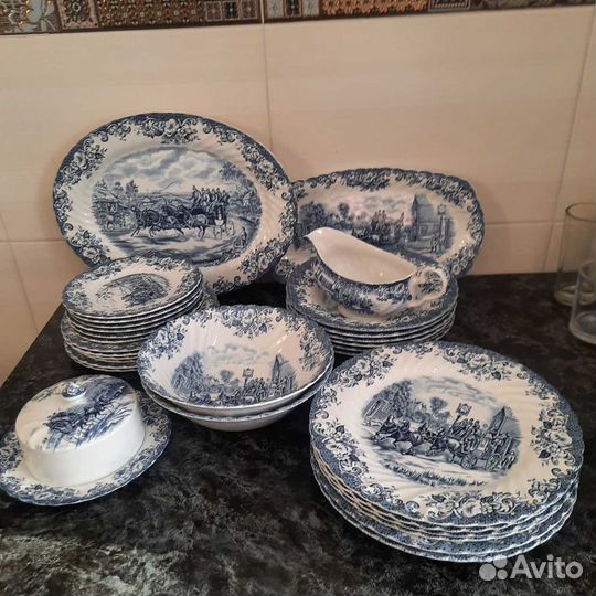Сервиз столовый, антикварный