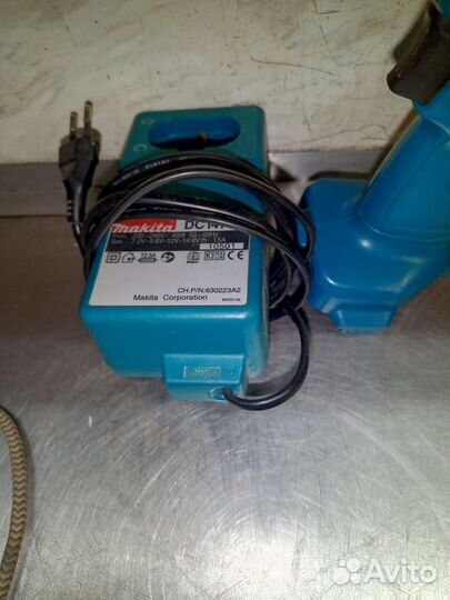 Шуруповерт makita 6327d