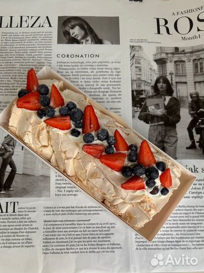 Бенто торты, капкейки, меренговый рулет