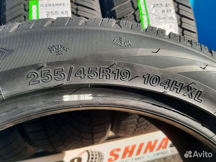 Grenlander IceHawke 1 255/45 R19 104V