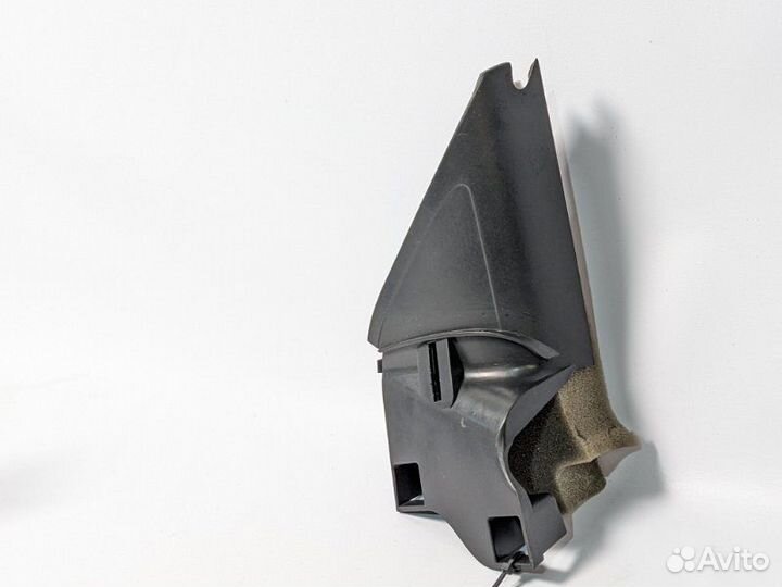 Уголок двери передний правый Vw Jetta 1.6 CLR 2013