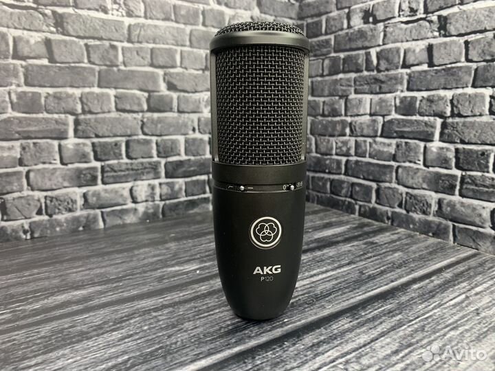 Студийный микрофон akg p120