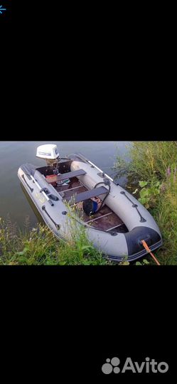 Лодкиа с мотором