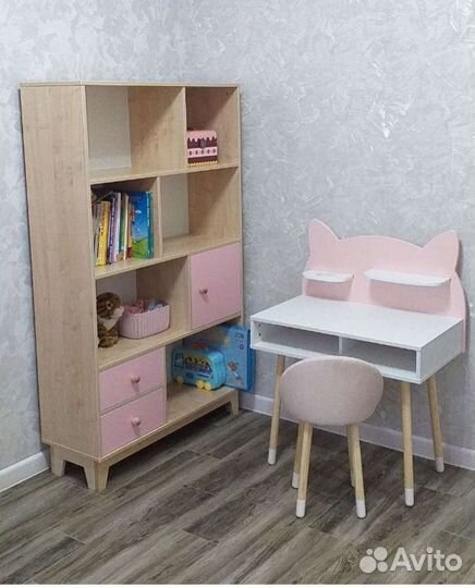 Детский стол и стул