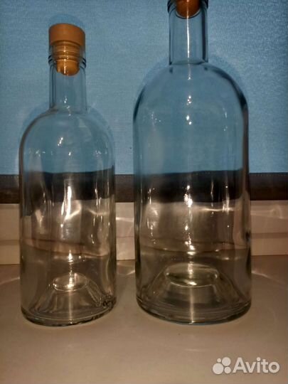 Бутылка стеклянная 0.5 и 1 л