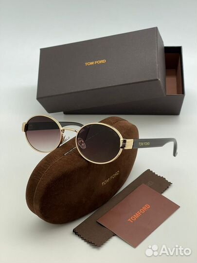 Солнцезащитные очки tom ford
