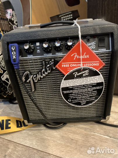 Гитарный комбоусилитель Fender 10g новый