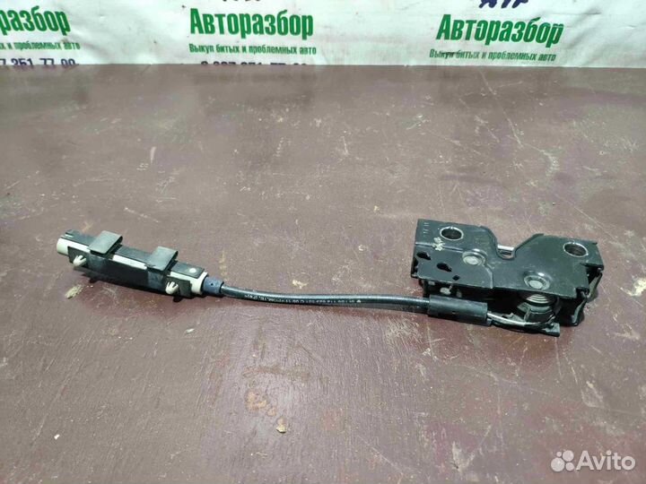 Замок капота Volkswagen Touran