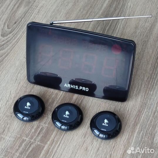 Кнопка вызова официанта и часы пейджер официанта