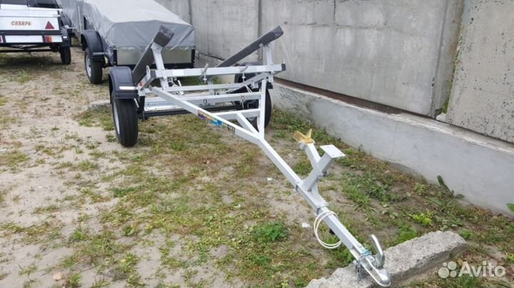 Прицеп легковой для перевозки лодок до 4.8 м новый