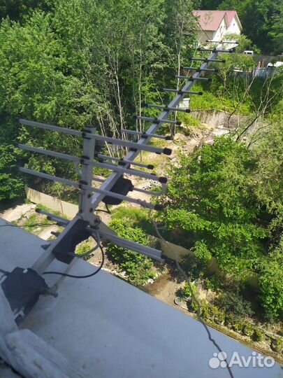 Телевизионная антенна