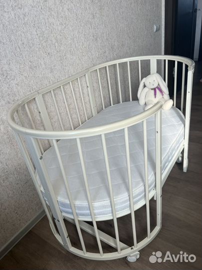 Детская кроватка круглая овальная