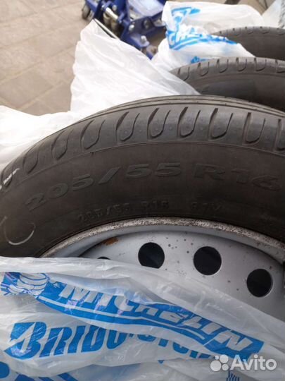 Pirelli Cinturato P7 205/55 R16