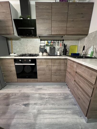 2-к. квартира, 50 м², 3/10 эт.