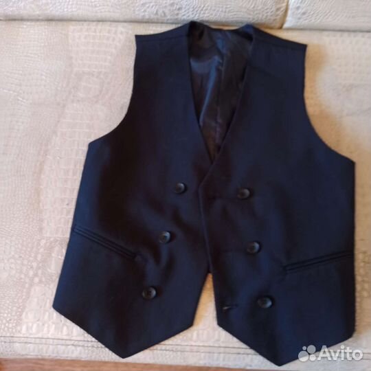 Школьный костюм