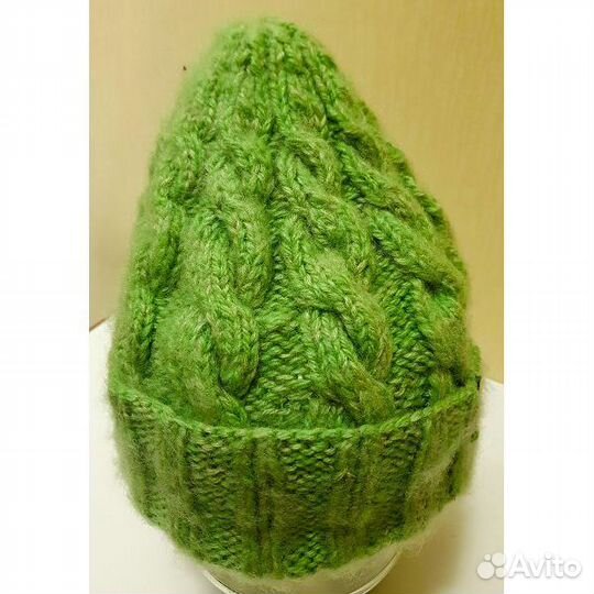 Шапки женские вязаные