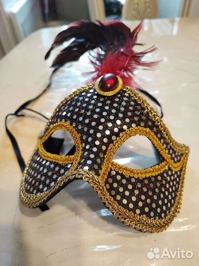 Маска карнавальная