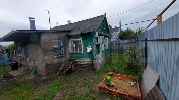 Дом 35 м² на участке 6 сот.