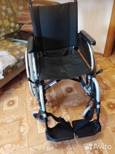 Инвалидная коляска новая